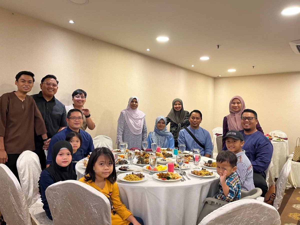 Iftar Staff