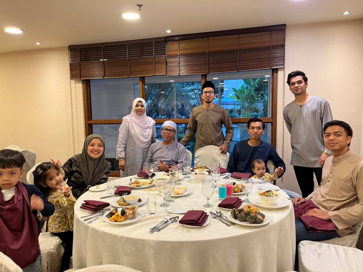 Iftar Staff